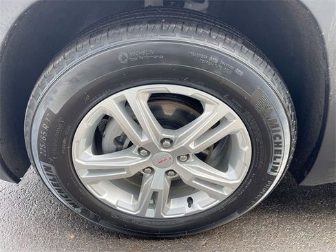 Certified 2024 GMC Terrain SLE w/ Driver Convenience Package image 31