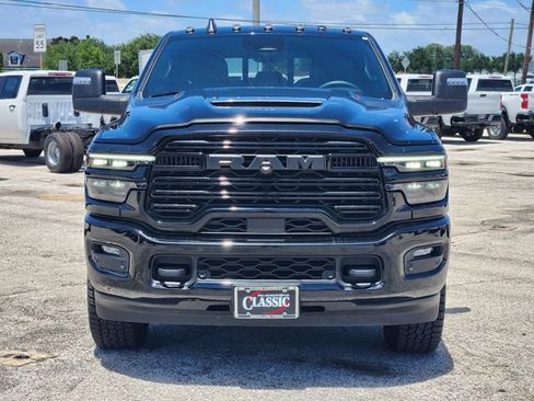 Used 2025 RAM 2500 Laramie w/ Night Edition AWD/4WD image 2