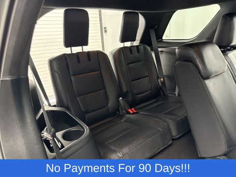 Used 2019 Ford Explorer XLT w/ Equipment Group 202A image 32