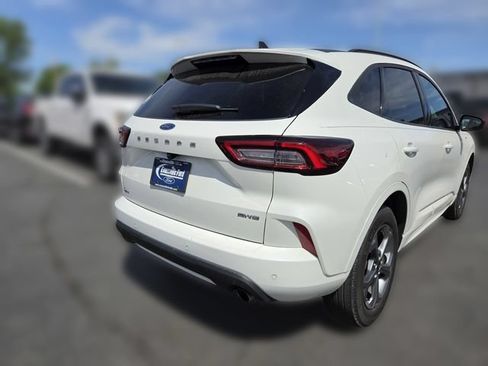 Used 2024 Ford Escape ST-Line w/ Tech Pack #1 AWD/4WD image 4