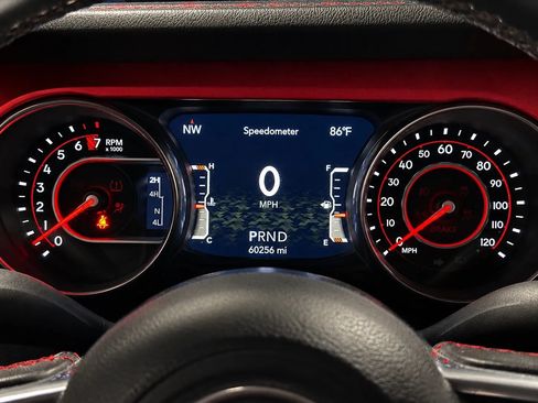 Used 2020 Jeep Gladiator Rubicon AWD/4WD image 29