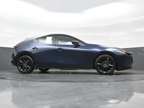 Used 2024 MAZDA MAZDA3 s FWD image 32
