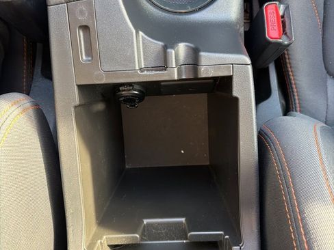 Used 2020 Subaru Crosstrek 2.0i Premium image 28