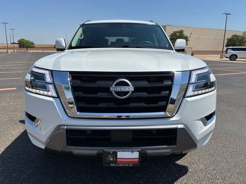Certified 2022 Nissan Armada SL w/ Cargo Package AWD/4WD image 10