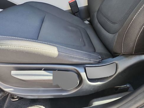 Used 2022 Hyundai Tucson SE image 13