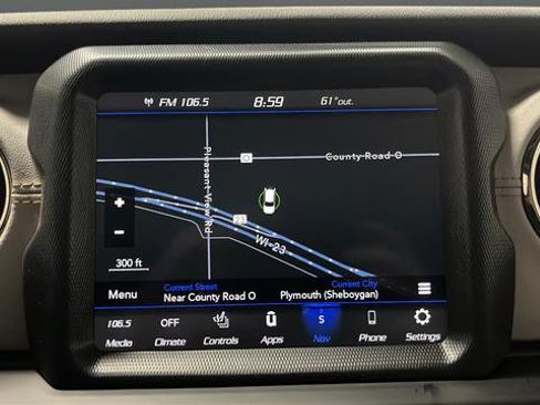 Used 2023 Jeep Gladiator Overland image 14