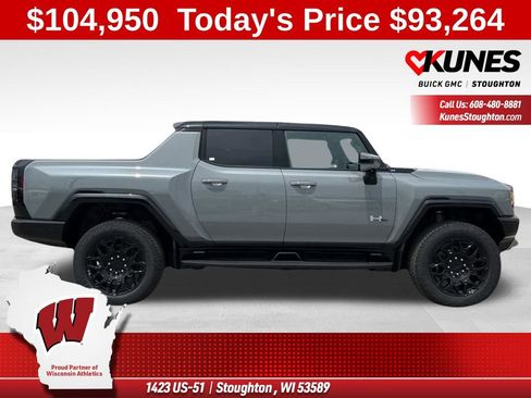 New 2025 GMC Hummer EV 2X w/ LPO, Dark Essentials Package AWD/4WD image 18