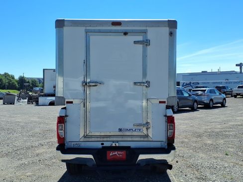 Used 2022 Ford F250 XL w/ Power Equipment Group RWD image 4