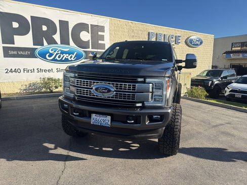 Used 2017 Ford F350 Platinum w/ Platinum Ultimate Package image 40