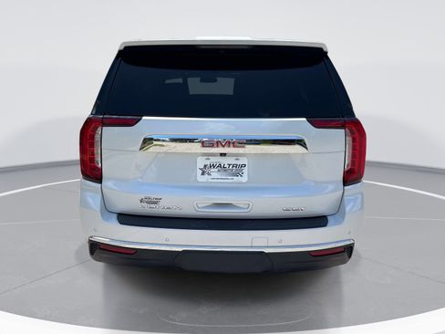Used 2021 GMC Yukon XL SLT w/ Rear Media and Nav Package AWD/4WD image 7