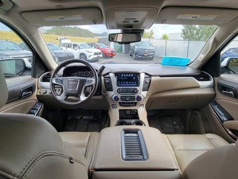 Used 2017 GMC Yukon SLT w/ Open Road Package image 17