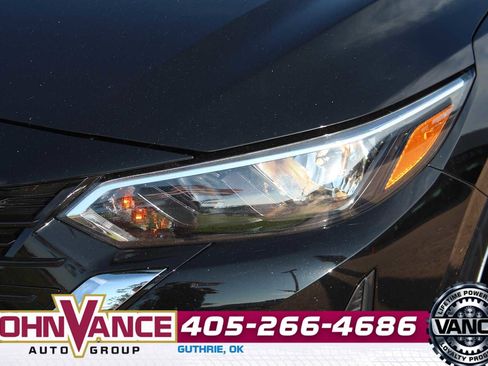 Used 2025 Nissan Sentra SV FWD image 5