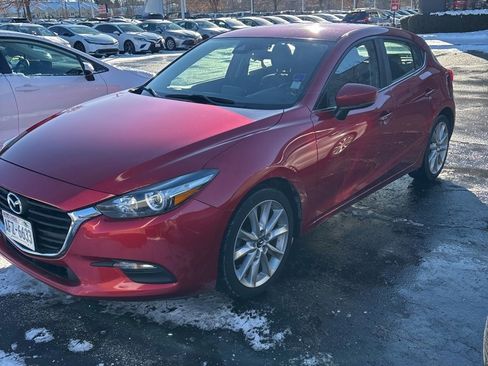 Used 2017 MAZDA MAZDA3 Touring image 1