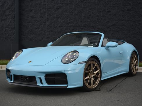 Certified 2025 Porsche 911 Carrera RWD image 1
