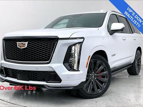 Used 2026 Cadillac Escalade V image 15