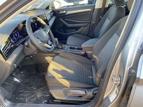 New 2025 Volkswagen Jetta S image 4