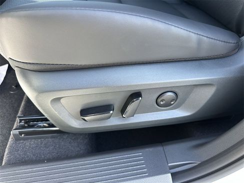 New 2026 Nissan Rogue SV image 12