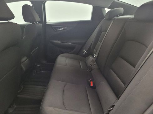 Used 2025 Chevrolet Malibu LS FWD image 18