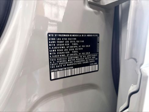 New 2026 Volkswagen Tiguan SE R-Line FWD image 8