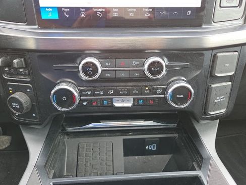 Used 2026 Ford F350 Lariat w/ Black Appearance Package AWD/4WD image 18