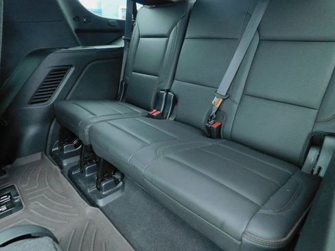 Used 2023 Chevrolet Tahoe High Country image 25