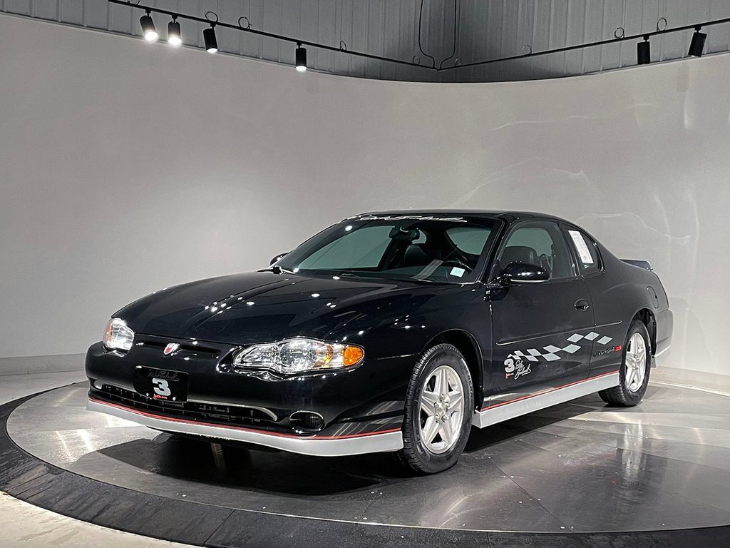Used 2001 Chevrolet Monte Carlo SS w/ High Sport Appearance Pkg FWD image 2