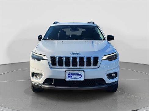 Used 2022 Jeep Cherokee Limited image 2