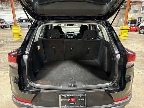 Used 2023 Chevrolet TrailBlazer LS image 11