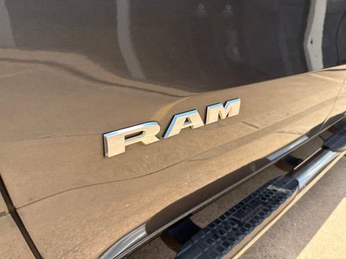 Used 2022 RAM 1500 Laramie AWD/4WD image 8