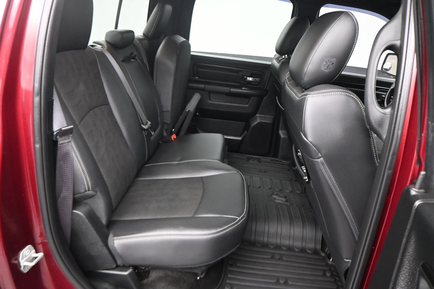 Used 2018 RAM 1500 Rebel w/ Luxury Group AWD/4WD image 23