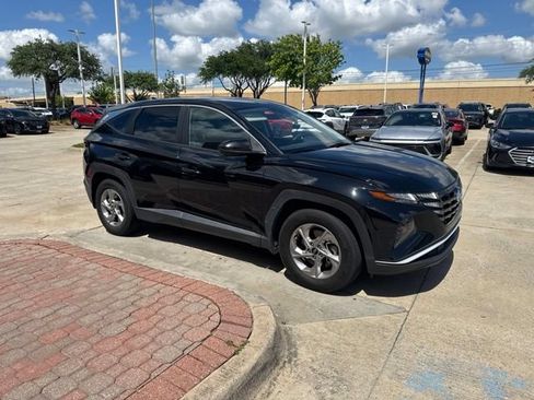 Certified 2023 Hyundai Tucson SE FWD image 3