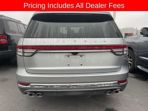 Used 2020 Lincoln Aviator Reserve w/ Equipment Group 201A RWD image 6