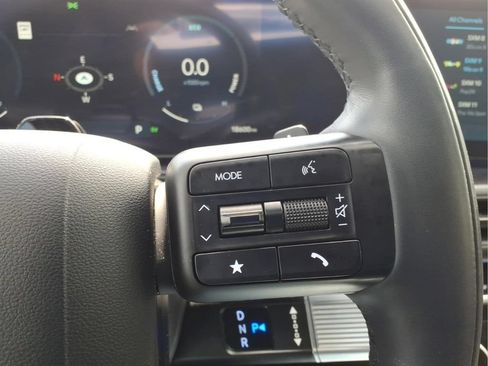 Used 2025 Hyundai Santa Fe Calligraphy FWD image 26