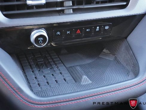 Used 2025 Ford Explorer ST image 40