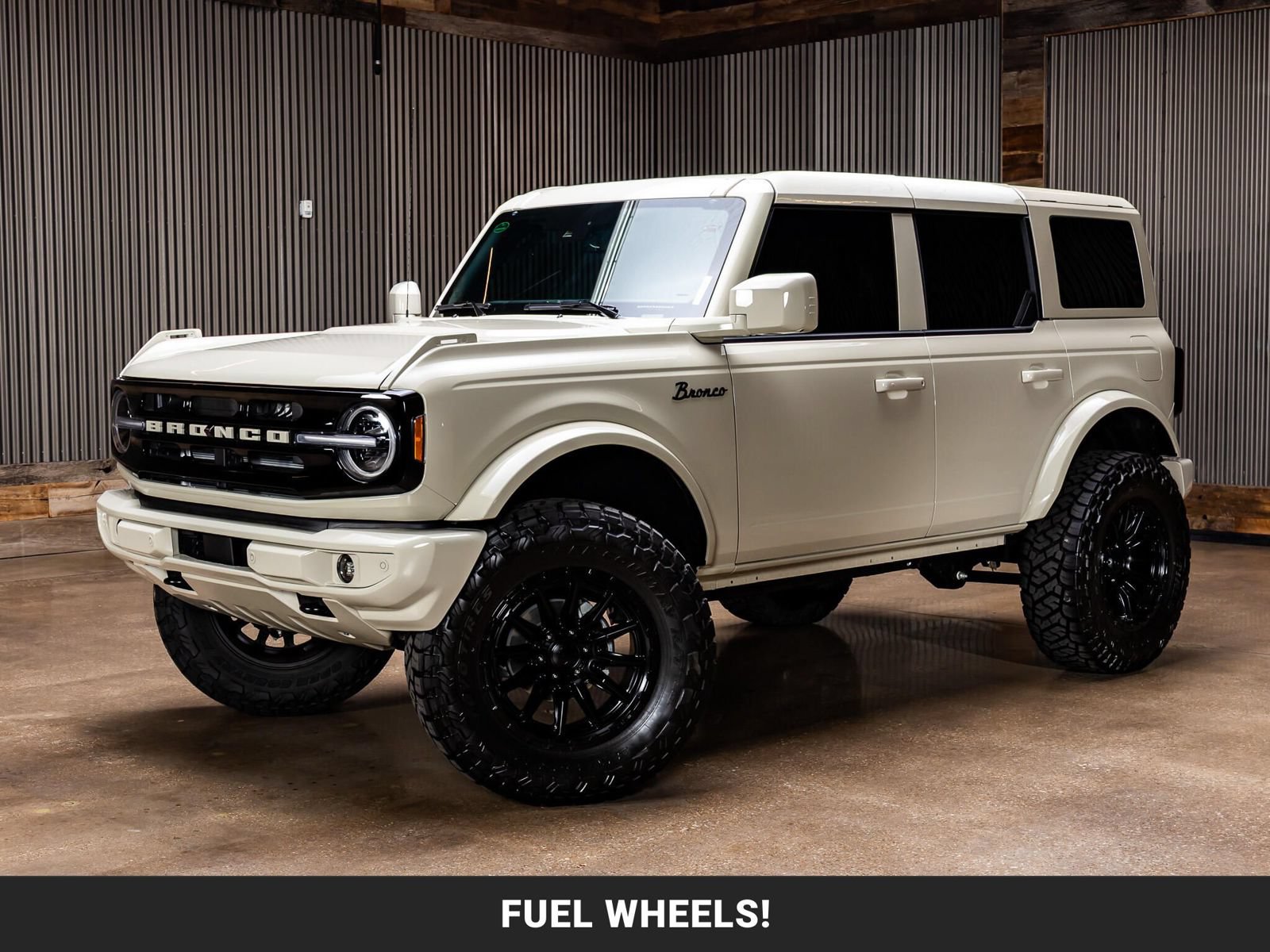 Used 2026 Ford Bronco Outer Banks AWD/4WD image 4