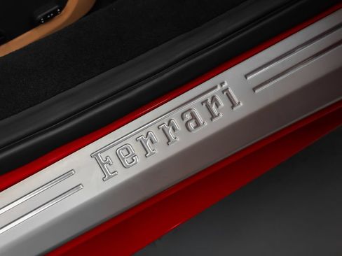 Certified 2012 Ferrari 458 Spider RWD image 17
