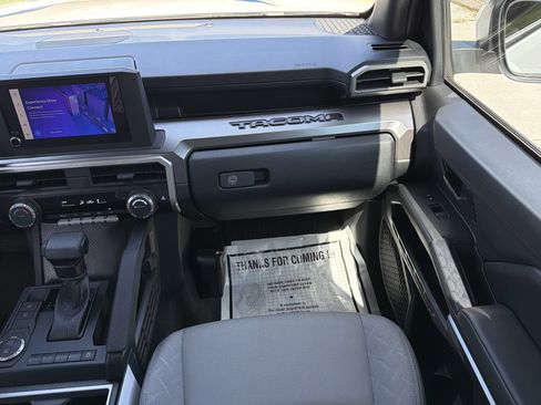 Used 2024 Toyota Tacoma SR5 RWD image 15