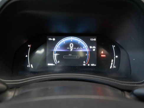 Used 2024 Toyota Grand Highlander XLE image 16