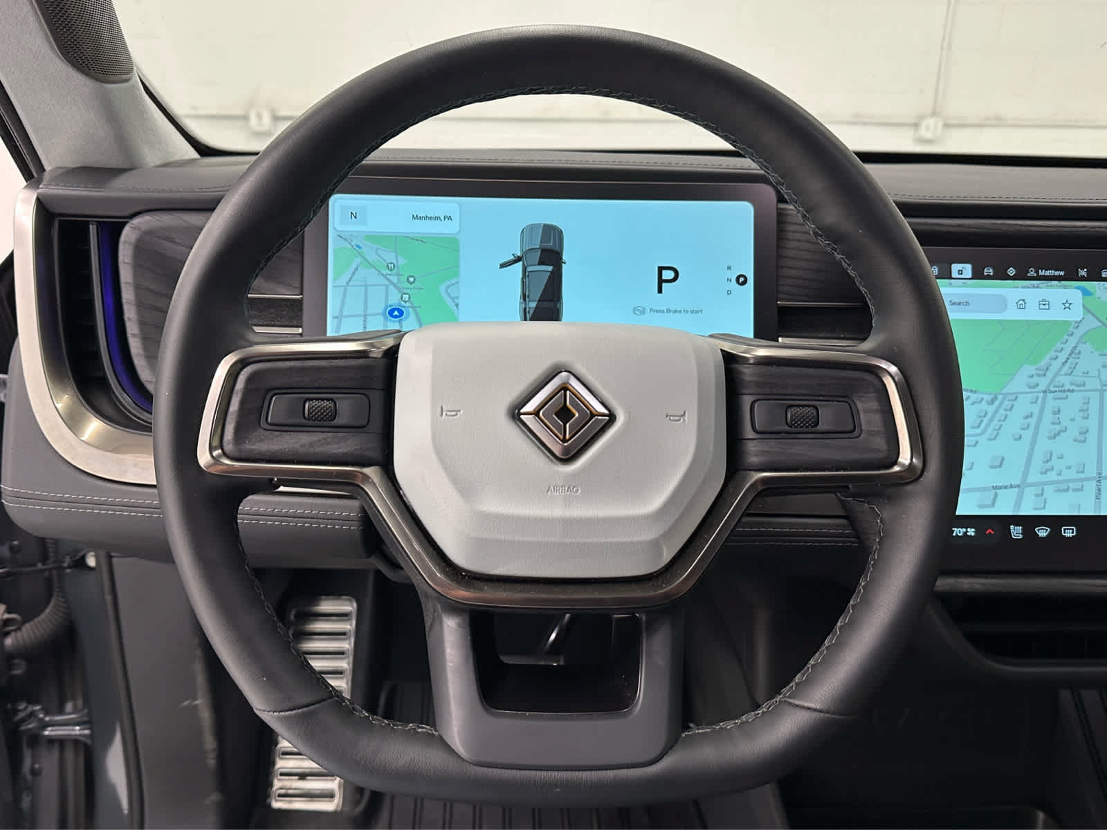 Used 2024 Rivian R1S Adventure Dual AWD/4WD image 24