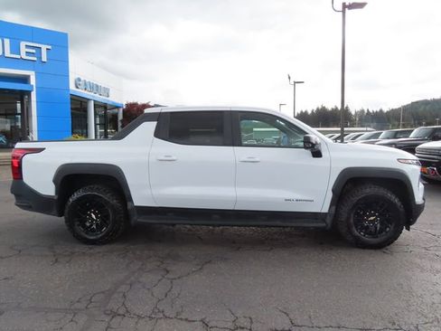 Used 2024 Chevrolet Silverado EV W/T AWD/4WD image 10