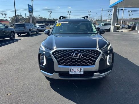 Used 2021 Hyundai Palisade Calligraphy image 3