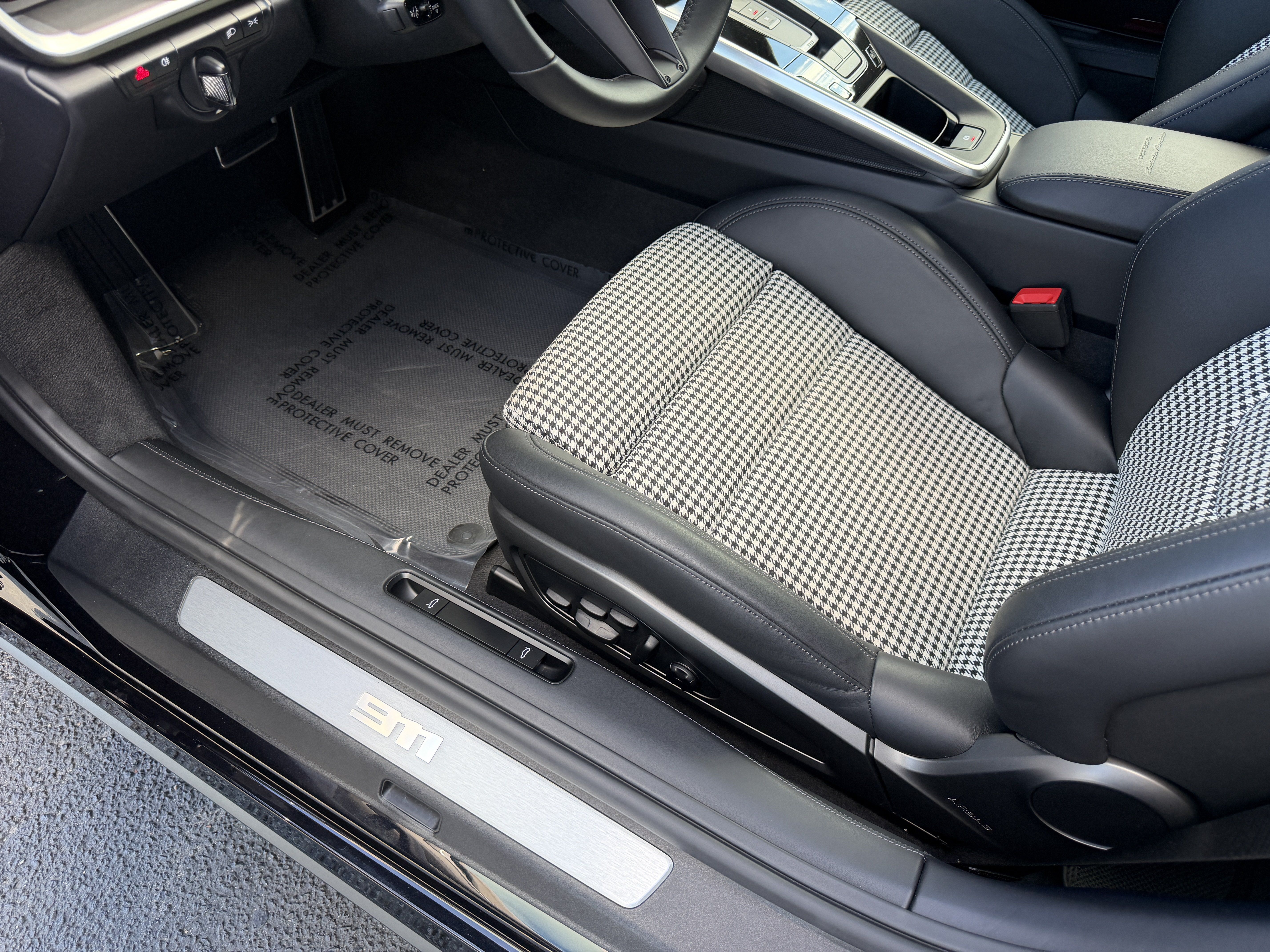 Certified 2024 Porsche 911 Turbo S AWD/4WD image 14