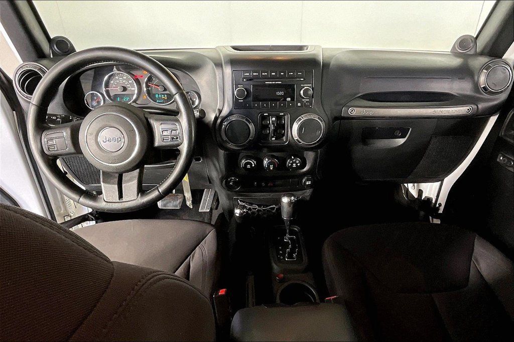 Used 2013 Jeep Wrangler Unlimited Sport AWD/4WD image 17