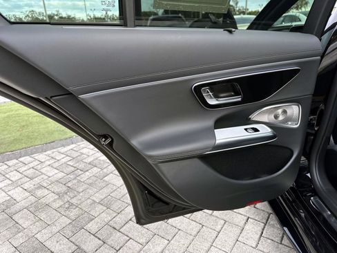 Certified 2025 Mercedes-Benz E 53 AMG e 4MATIC Sedan image 11