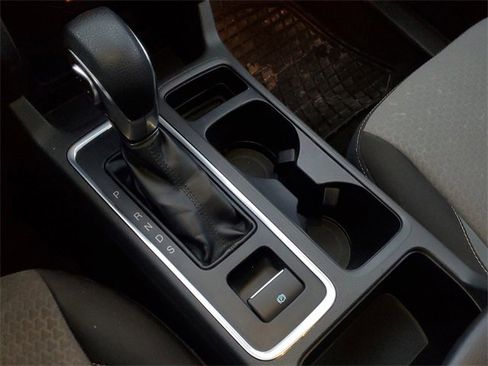 Certified 2018 Ford Escape SE w/ SE Sync 3 Package image 20