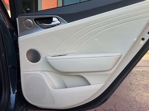 Used 2023 Kia Stinger GT2 image 20