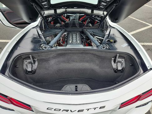 Used 2024 Chevrolet Corvette Stingray Coupe w/ 1LT RWD image 26