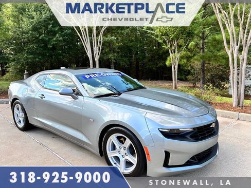Used 2023 Chevrolet Camaro LT RWD image 1