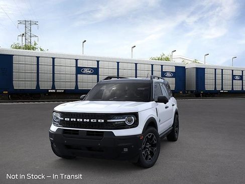 New 2026 Ford Bronco Sport Outer Banks AWD/4WD image 2