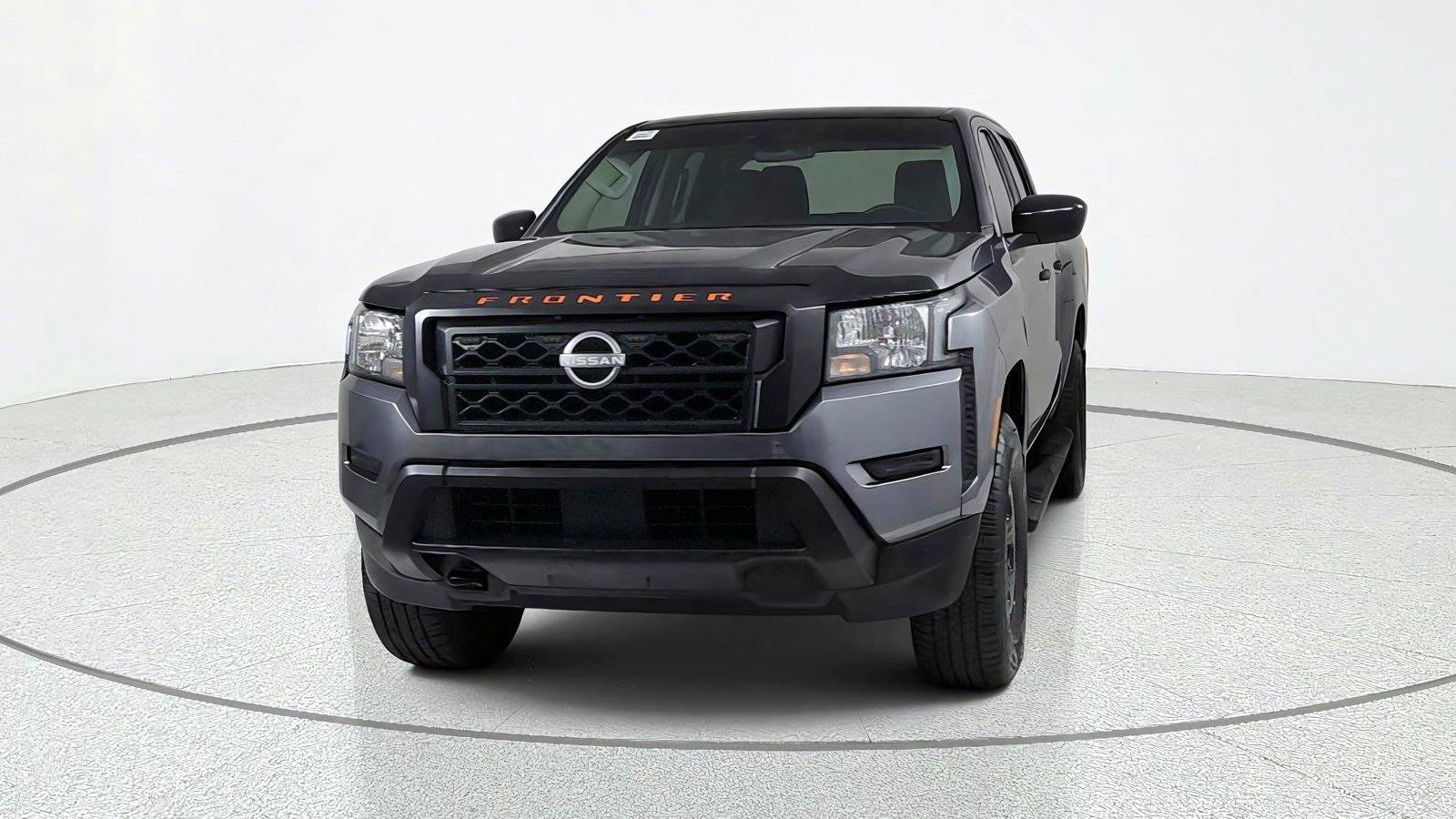 Used 2024 Nissan Frontier S w/ Technology Package AWD/4WD image 2